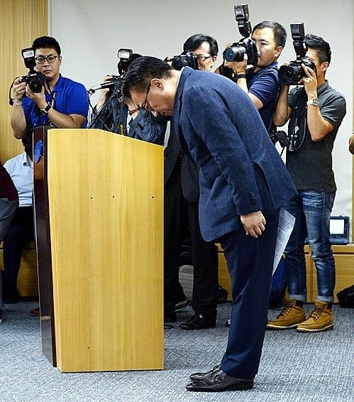 三星Note7爆炸追踪:订货会中国高管集体下跪引争议_资讯-蓝鲸财经