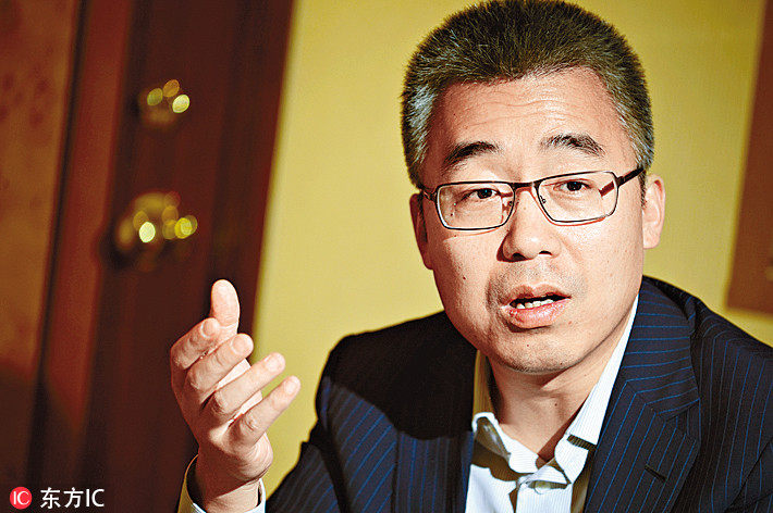 华人文化控股董事长黎瑞刚