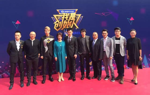 代创始人,尽管接受过更为完整的现代教育和先进技术与创新思维的洗礼