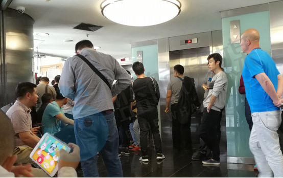 乐视危机背后 电信董事长年薪115万|蓝鲸TMT